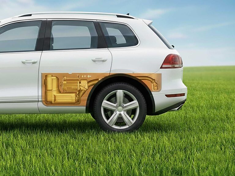 自動車、ガソリンタンク